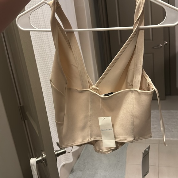 Abercrombie & Fitch Top - Picture 2 of 2